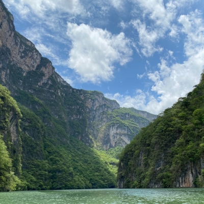 canyon del Sumidero chiapas Pauline regardant le volcan fuego au Guatemala